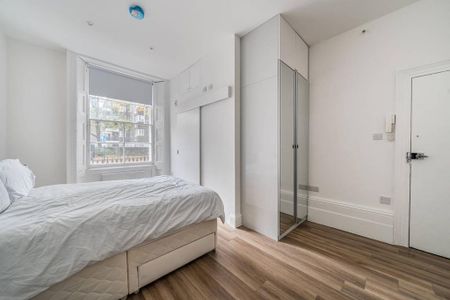 Studio to rent - Photo 2