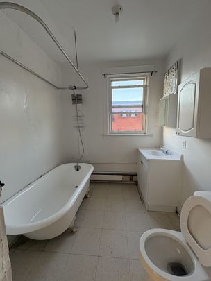 341 Elgin Street - B - Photo 1