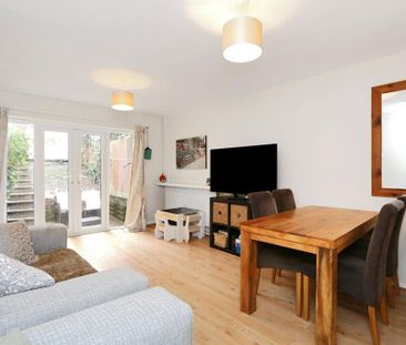 2 bedroom terraced house to rent - Photo 4