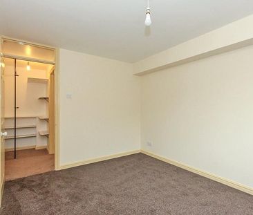 Meadows House, The Street, Sittingbourne, ME9 - Photo 4