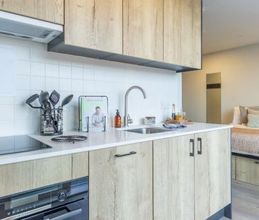 Bury Street, Guildford, GU2 - Photo 6