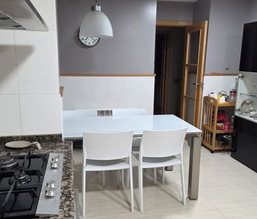 Piso de alquiler en Gràcia - Photo 4