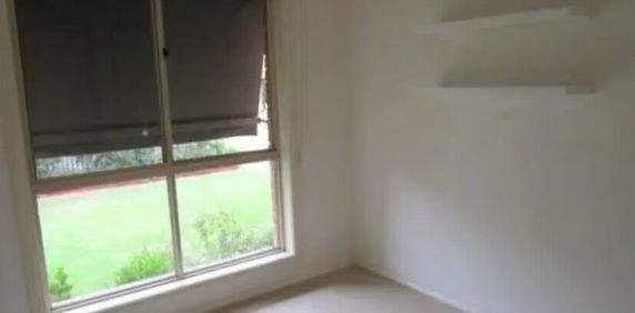 Keilor East - Photo 2