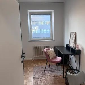 Sofortbezug - Voll möblierte Wohnung (84m2) mit Balkon - Photo 3