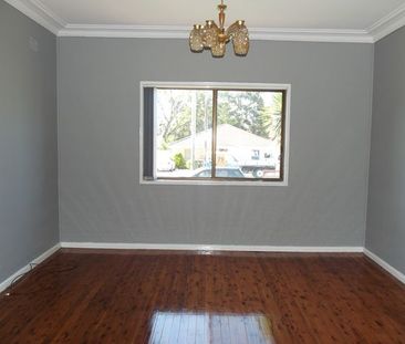 Affordable 3 Bed Home in Oak Flats - Photo 1