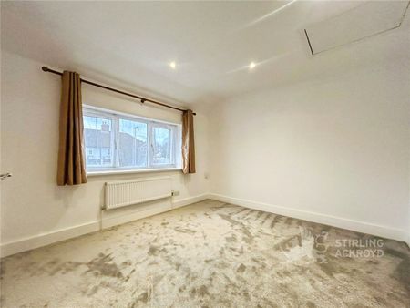 North Lane, Aldershot, Hampshire, GU12 4QR - Photo 3