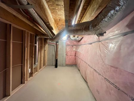 For Lease - 25 Freeman Williams Street, Markham, Ontario - Photo 4