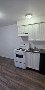 1 CH - 1 SDB - Montréal - $1,095 /mo - Photo 4
