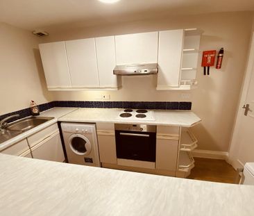 Studio to rent - Photo 5