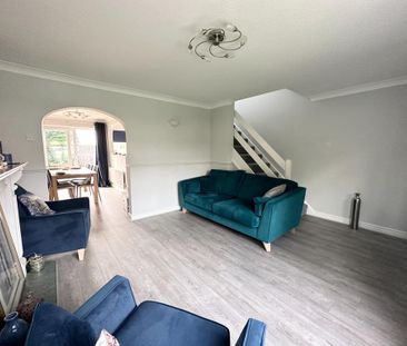 3 bedroom semi-detached house to rent - Photo 2