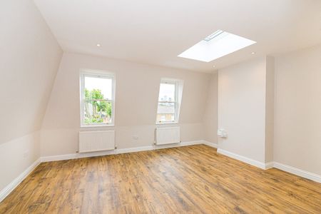 4 Bed Semi-Detached House, Brownlow Road, E8 - Photo 4