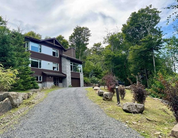 À louer / Maison à étages - Photo 1