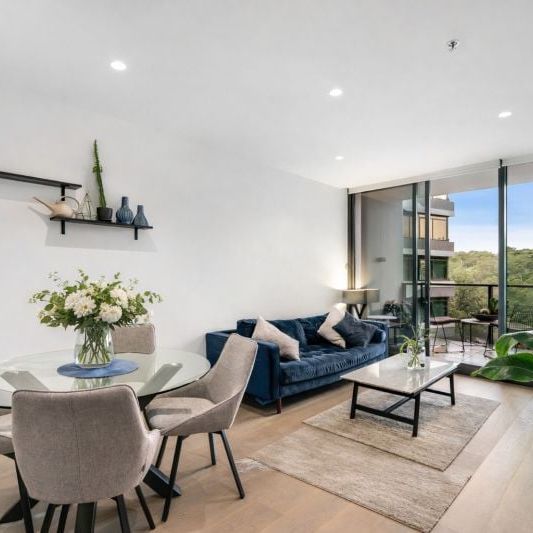 Fully Furnished Two Bedroom Apartment in Parkhouse - Photo 1