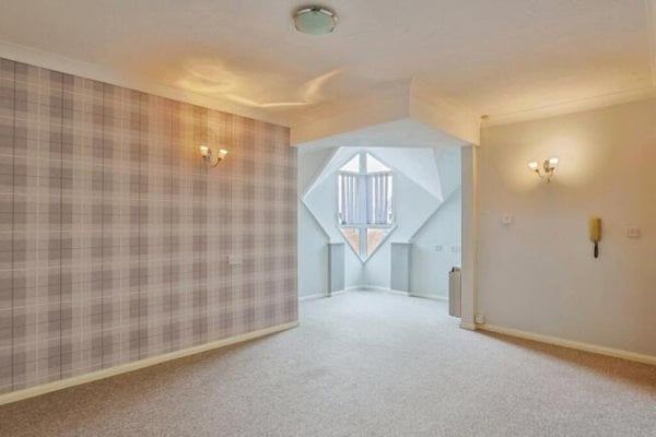 Sunnyhill Court, Parkstone - Photo 1