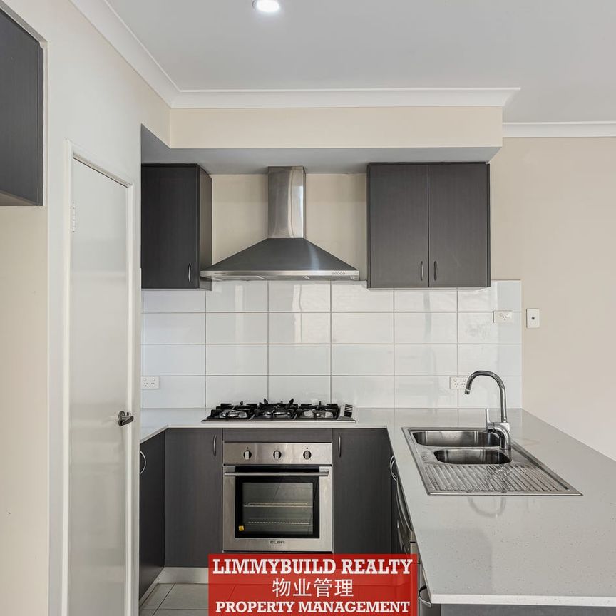 Canning Vale 4 bedrooms house - Photo 1