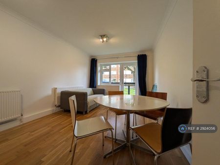 2 bedroom flat to rent - Photo 5
