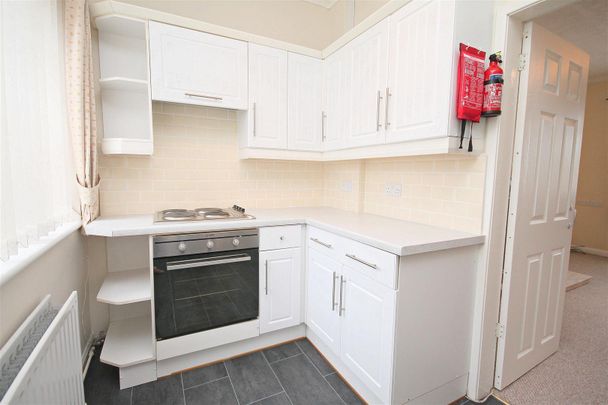 Irene Terrace, Langley Park - Photo 1