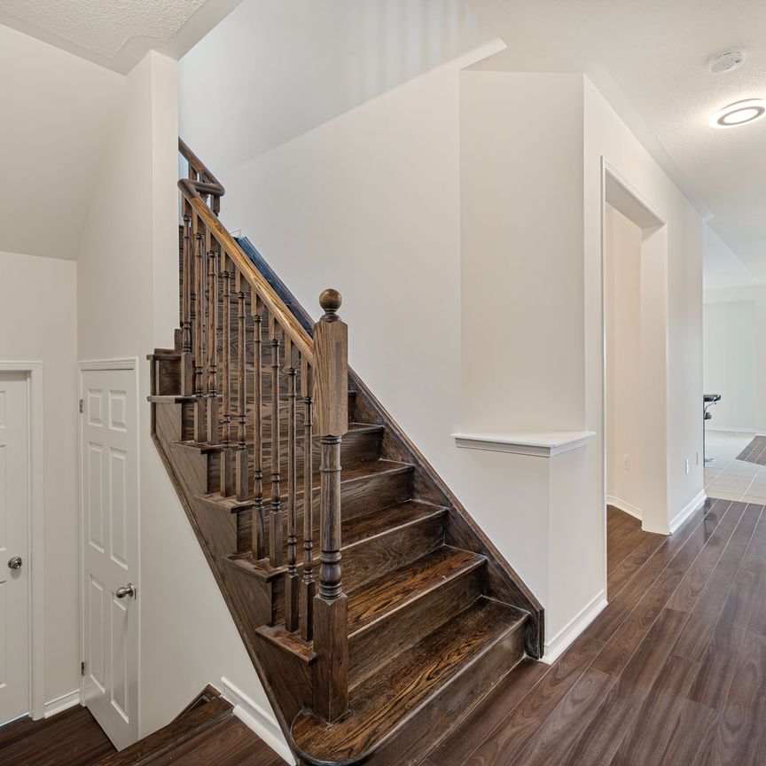 For Lease - 1796 Finkle Drive, Oshawa, Ontario - Photo 1