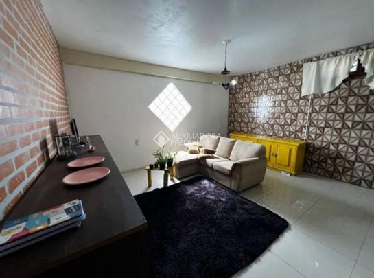 Casa com 2 quartos e 103m² para alugar em Rondônia, Novo Hamburgo. - Foto 1