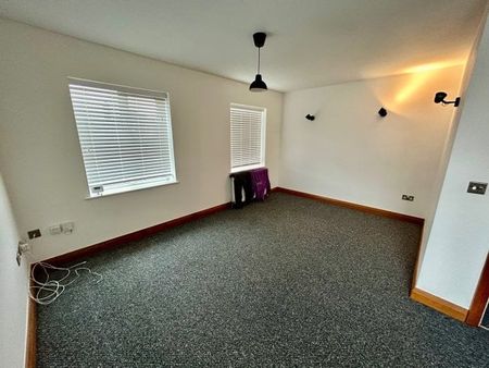 Plains Road, Nottingham, NG3 - Photo 3