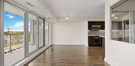 Station Condos! Sparkling clean 1 Bed + Den. European Style Kitchen - Photo 2