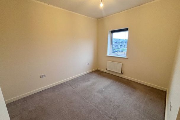 Hawthorn Avenue, HULL - Photo 1