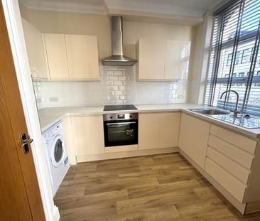 2 bedroom flat to rent - Photo 6