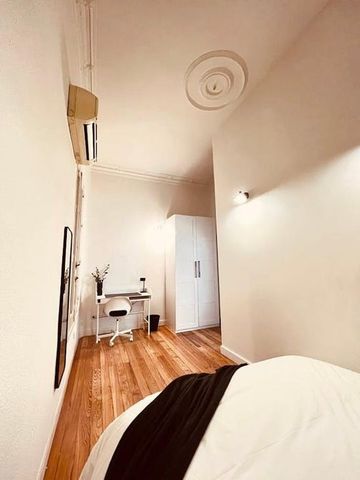 Calle de Alcalá, Madrid, Community of Madrid 28009 - Photo 4