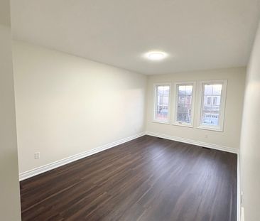 For Lease - 5 Andretti Crescent, Brampton, Ontario - Photo 6