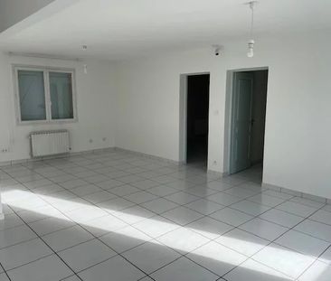 Maison T5 à louer sur LE HAILLAN - Photo 2