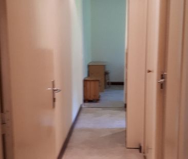 Location Appartement 1 pièce 27m² - Photo 3