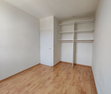 Location Appartement 4 pièces 69m² - Photo 3