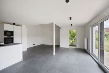 Instapklare HOB op ruim perceel van 9a 90ca. - Photo 2