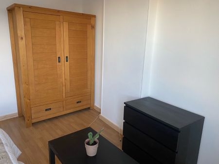 APPARTEMENT T1 MEUBLÉ DE 33M² – QUATRE MOULINS - Photo 3