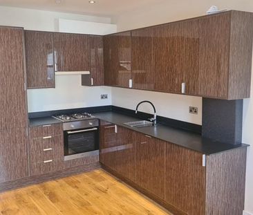 2 bedroom flat to rent - Photo 6