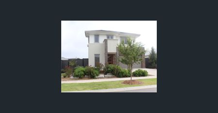 Spacious home in excellent location - Photo 2