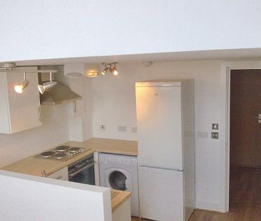 2 bedroom apartment to rent - Photo 3