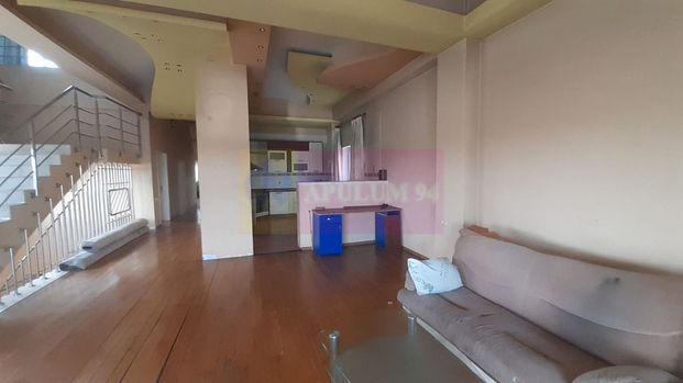 Două Etaje în Vilă în zona Voluntari de Închiriat - Fotografie 1