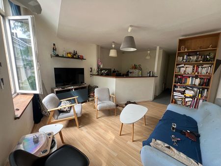 Location Appartement 2 pièces 45m² LILLE 59000 - Photo 3
