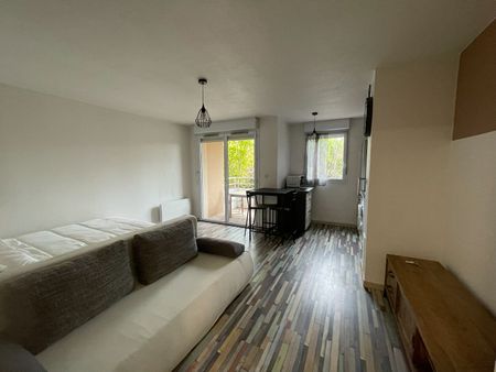 TOULOUSE/AUCAMVILLE -Studio meublé de 26m² avec loggia et parking couvert - Résidence calme et arborée. - Photo 2