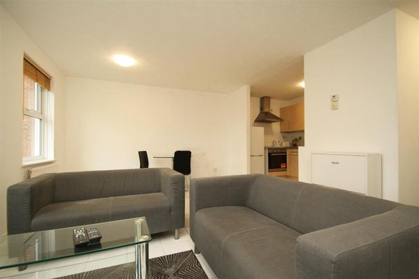 2 bedroom apartment to rent - Photo 1