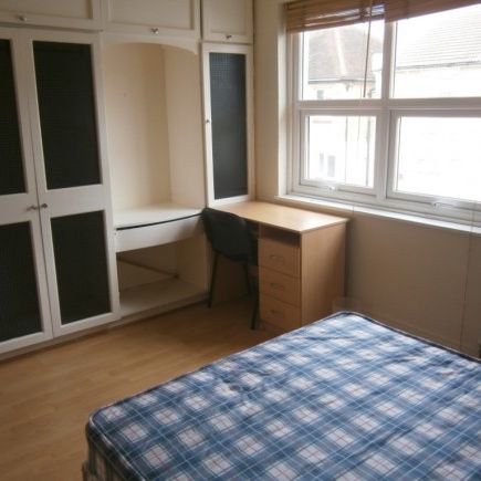 3 Bed Student House To Let - Photo 1