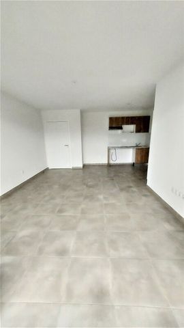 Location Appartement 3 pièces 62m² PERPIGNAN 66000 - Photo 3