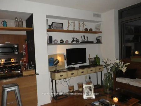 38 Grenville Street #2808 - Photo 2