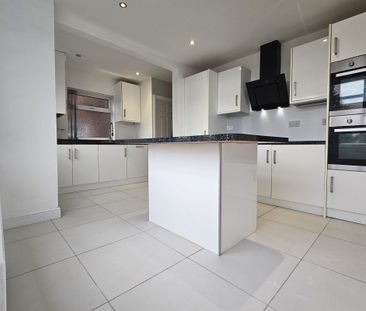 Duxford Road - Photo 1