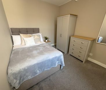 6 bedroom terraced house to rent - Photo 6