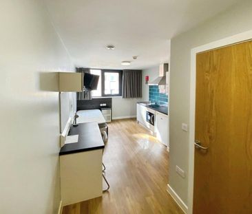 1 bedroom apartment to rent - Photo 4