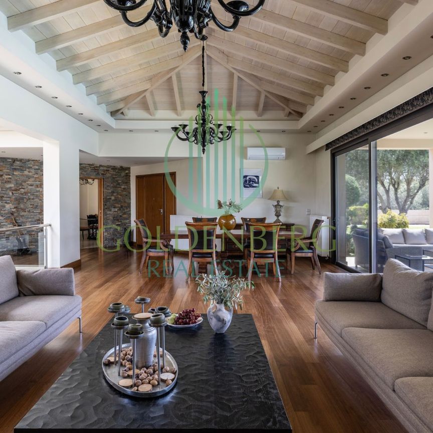 Βίλα για ενοικίαση Κέντρο (Άγιοι Θεόδωροι) - Photo 1