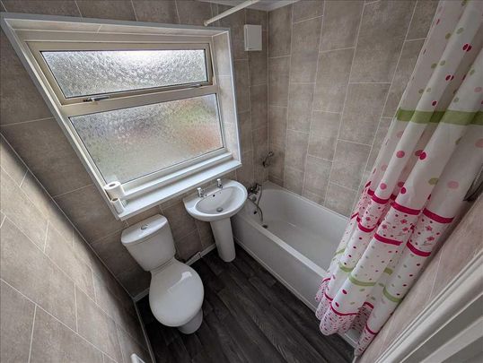 3 bedroom house to rent - Photo 1