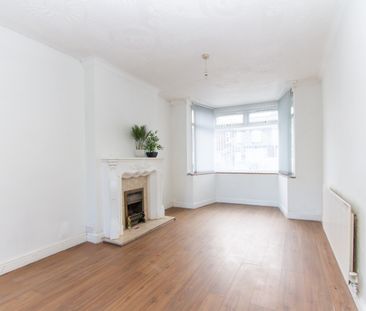 3 Bed Terraced House, Burnaby Road, CV6 - Photo 2